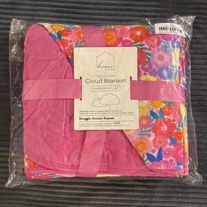 Little Sleepies OVERSIZED Rainbow Blooms Bamboo Cloud, (Mother’s Day Floral)